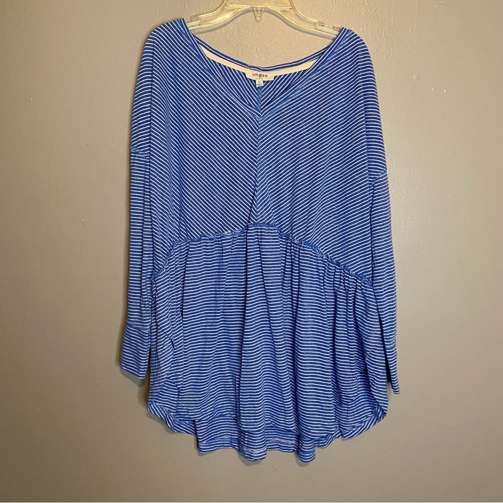 Umgee blue striped top